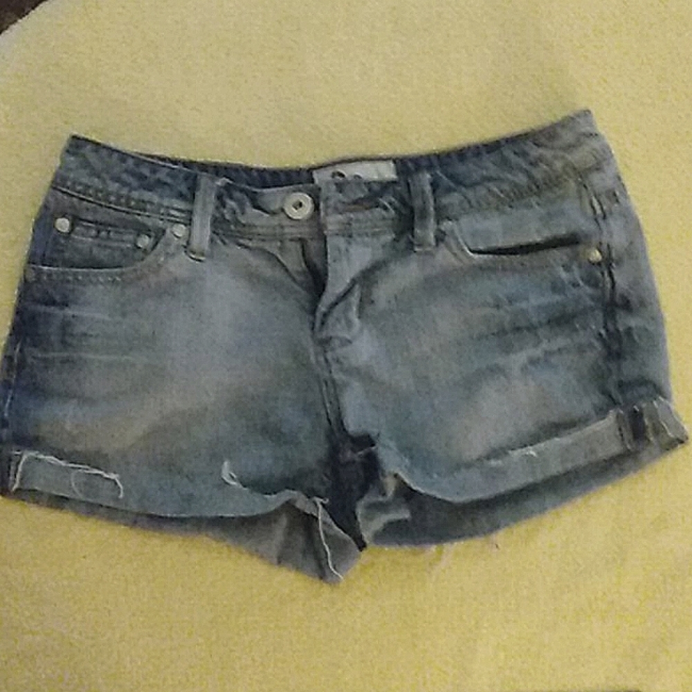 So jean shorts